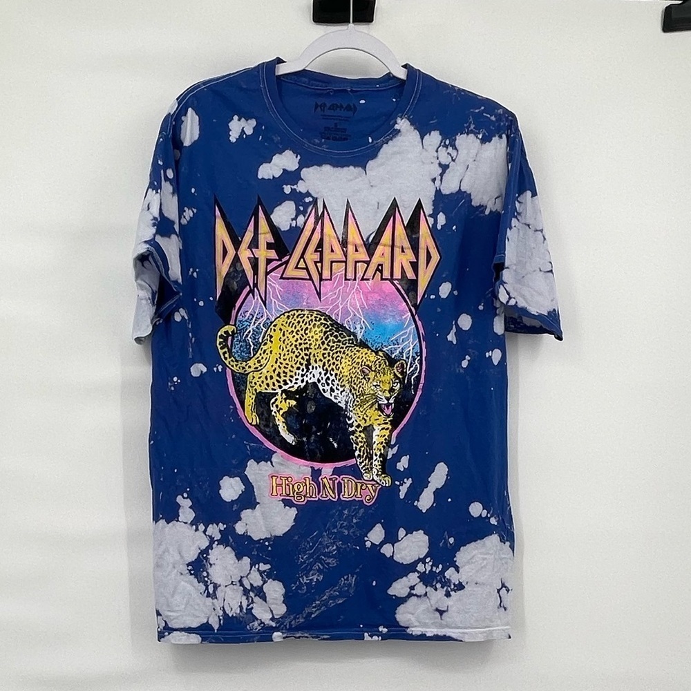 Def Leppard NWOT high n dry blue white bleach tie dye short sleeve tee